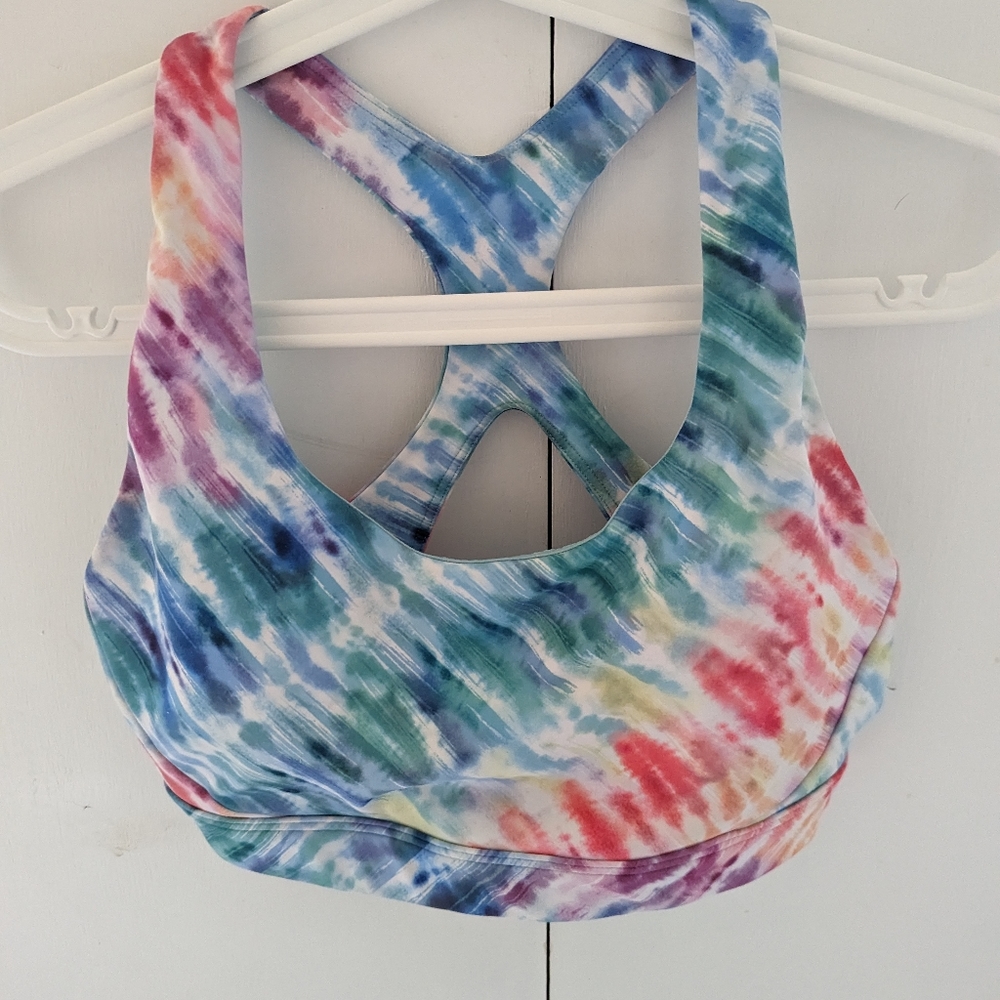 Athleta Size M Ultimate Love Proudly sportsbra